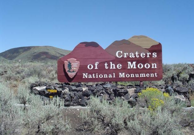 Лунные кратеры фото